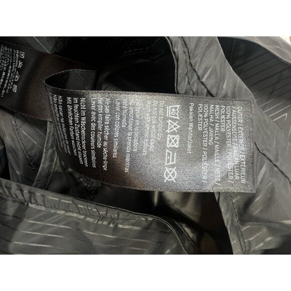 Ivy Park Black Reflective Athletic Hooded Running Vest  Size Medium Sporty - Picture 14 of 16